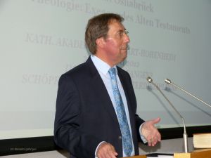 Georg Steins